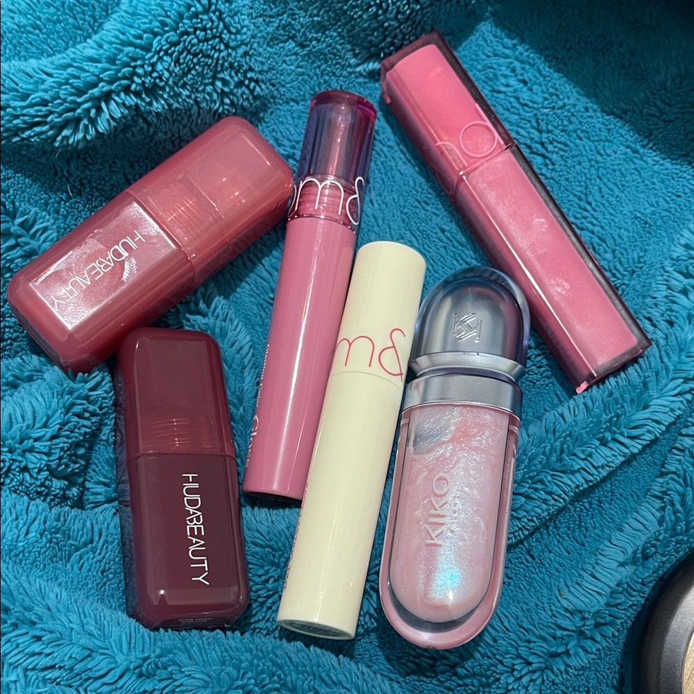 Makeup bundle - Picture 3 of 4
